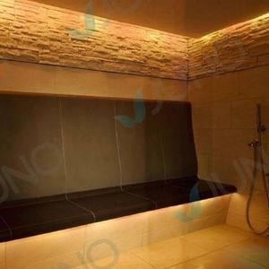 Dampfbad mit integrierter Dusche 1