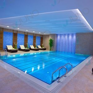 einteiliges Schwimmbecken