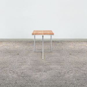 moderner Tisch 1