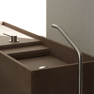 Einhebelmischer für Waschtisch / bodenstehend / Edelstahl / Badezimmer