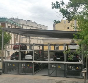 Parksystem mit Plattform