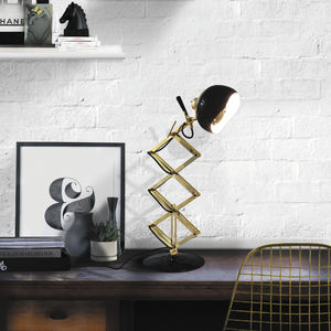 Tischlampe