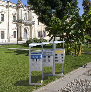 Park-Abfallbehälter