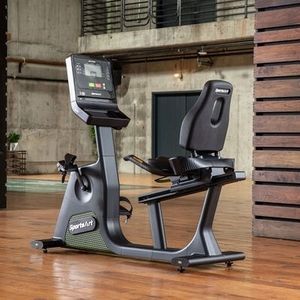 Heimtrainer / halbliegende Position