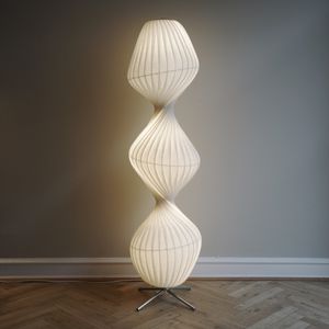 Stehleuchte 1