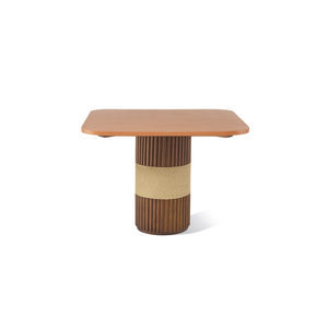 Design-Esstisch