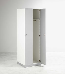 Metall-Garderobenschrank 1