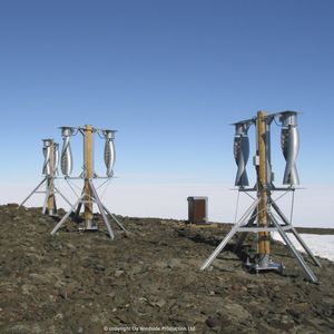 Vertikalachsen-Kleinwindkraftanlage