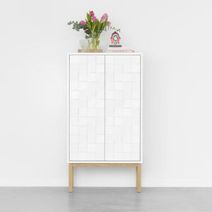hohes Sideboard 1