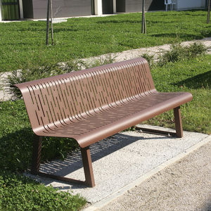 klassische Parkbank