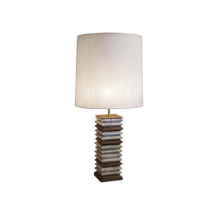 Tischlampe