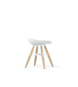 moderner Hocker