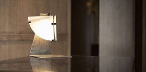 Tischlampe