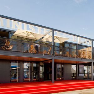 Fertigbau-Gebäude