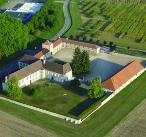 Fertigbau-Gebäude