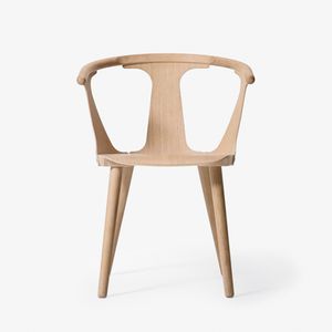 moderner Stuhl 1