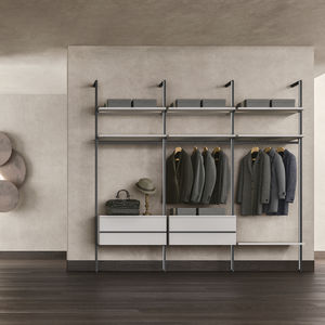 Begehbarer Kleiderschrank / Modul