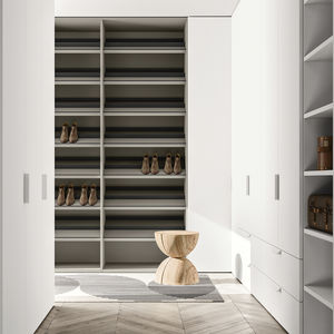 Modul-Kleiderschrank 1