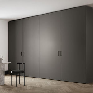 Einbaukleiderschrank