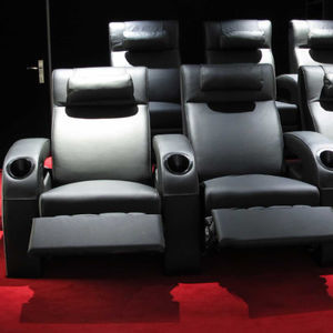 privater Home-Cinema-Raum 1