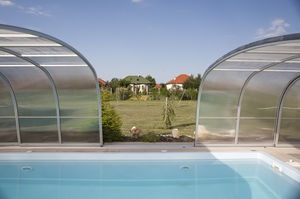 einteiliges Schwimmbecken