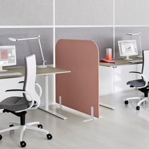 selbsttragende Bürotrennwand