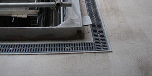 Gitter Abflussrinne