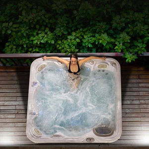 Hot Tub / zum Aufstellen