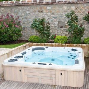 Hot Tub / zum Aufstellen
