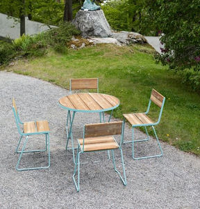 moderner Picknicktisch 1
