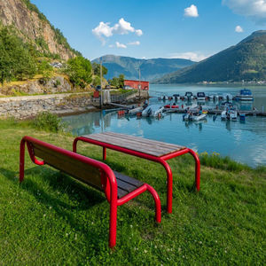 klassischer Picknicktisch 1