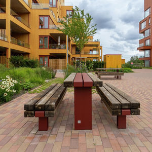 moderner Picknicktisch 1