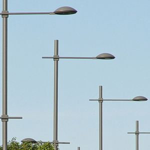 Tragarm für Straßenlaternenpfähle / Aluminium