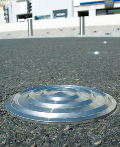 Bodenmarkierungsnagel