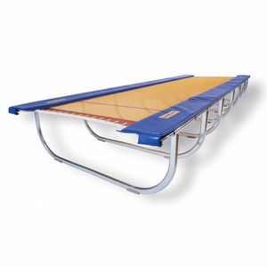 Gymnastik-Trampolin 1