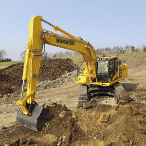 mittelgroßer Bagger