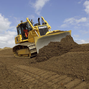 Bulldozer auf Raupen
