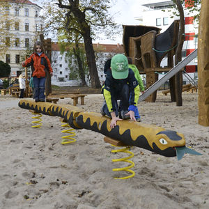 Schwebebalken für Spielplätze