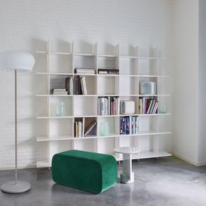 modernes Bücherregal