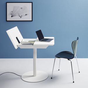 moderner Computertisch