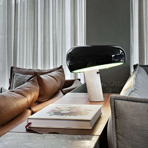 Tischlampe