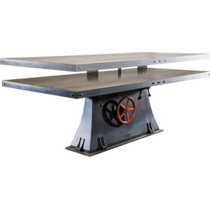Industriedesign-Tisch