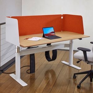 Schreibtisch für Open Space
