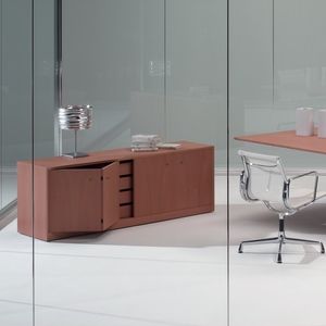 niedriger Aktenschrank
