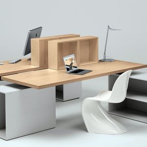 Schreibtisch für Open Space