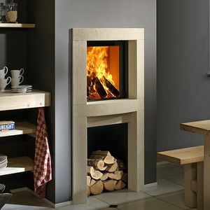 Geschlossene Feuerstelle / Holz