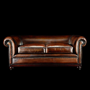 klassisches Sofa