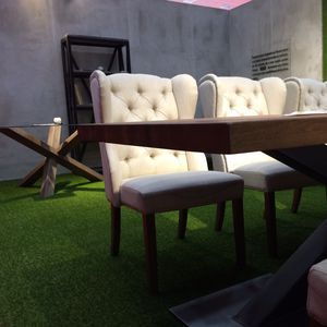 Chesterfield-Stuhl / Ohren / Polster / Standard-Fußgestell