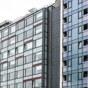 Hinterlüftete Fassade / Aluminium