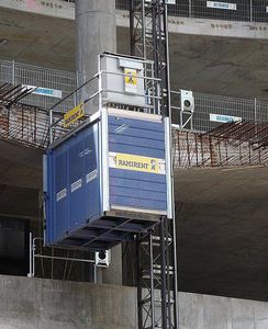 Lastenaufzug für schwere Lasten 1